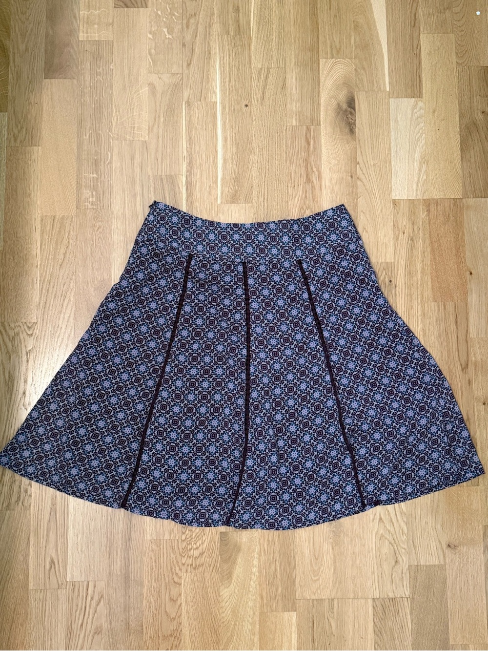 Axcess Burgundy, Blue, and Cream Patterned Skater Mini Skirt